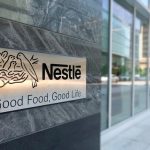 A Nestlé, que tem mais de 100 anos no Brasil e que está presente em 98% dos lares do país, ampliou o programa de sustentabilidade na cadeia do leite.