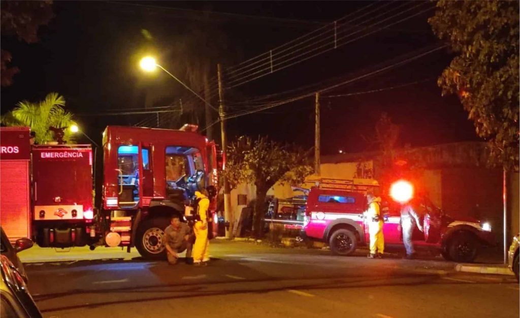 Vazamento de amônia em empresa mobiliza bombeiros e policiais em Guaraçaí — Foto: Polícia Militar /Divulgação