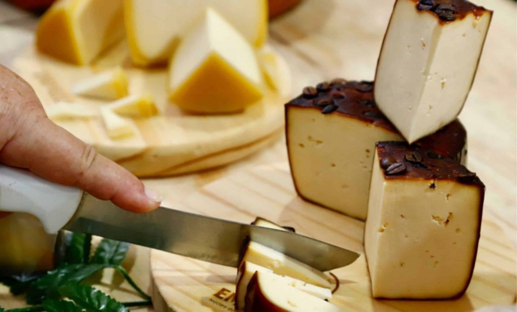 Muitos potiguares ainda não atentaram, mas o Rio Grande do Norte produz queijos artesanais que vão além dos queijos de manteiga e coalho