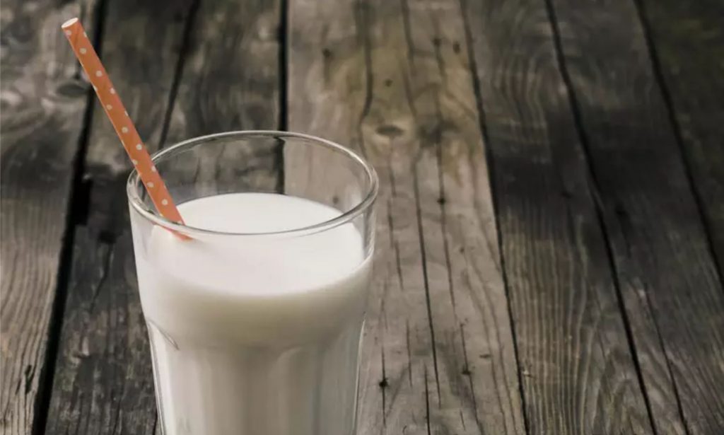 Descubra se o leite é ou não um alimento inflamatório Foto: Freepik/Divulgação / Boa Forma