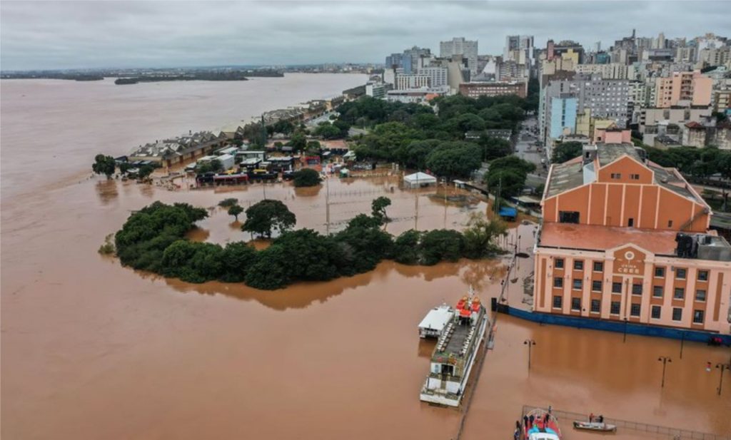 Río Grande do Sul. Rio Guaíba após chuvas intensas na região da Usina do Gasômetro, cartão-postal de Porto Alegre - Foto: Gilvan Rocha/Agência Brasil