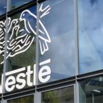 A Nestlé Brasil é uma companhia que vem acelerando a indústria 4.0 no Brasil com investimentos em iniciativas para conectar, monitorar e extrair dados em tempo real das cerca de 300 linhas de produção que operam em 14 fábricas da empresa espalhadas pelo país.