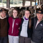 A família Fischer produz leite há mais de 20 anos no interior de São Lourenço do Sul e com uma história que atravessa gerações. (Foto: Divulgação)