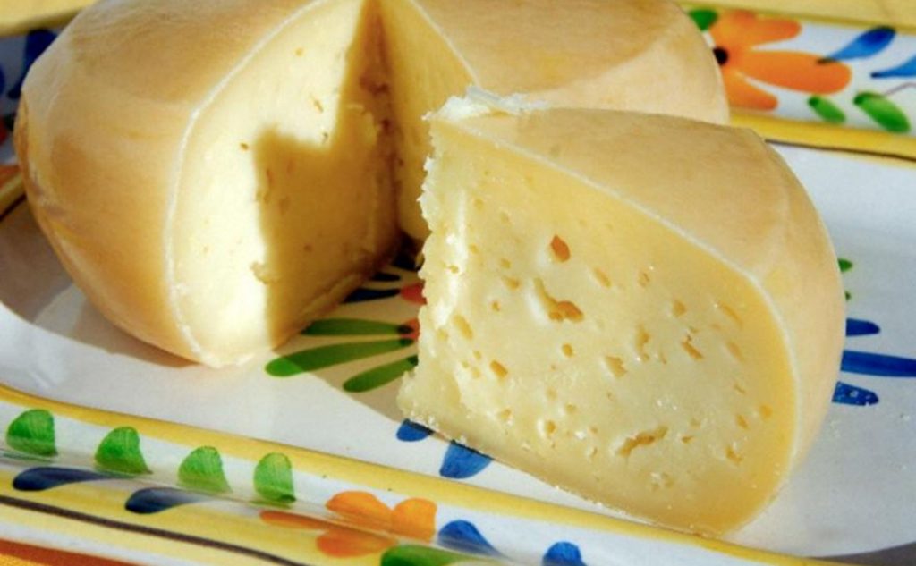 Que o queijo coalho faz parte da cultura cearense e nordestina, já é sabido, mas até 2022 não se sabia o tempo ideal de maturação desse tipo de queijo artesanal.
