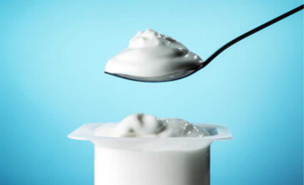 O iogurte do futuro é saudável e sustentável porque menos é mais: menos impacto ambiental, mais nutrição. Danone