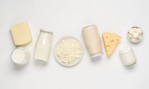 De acordo com o Office of Health Improvement and Disparities, entre 2015 e 2020, houve grandes reduções de açúcar nos produtos lácteos. Procon