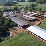 Sede da Agropecuária Guadahin, na comunidade de Vista Alegre. Foto: Leandro Czerniaski/JdeB.