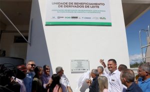 Com os novos equipamentos, a unidade vai modernizar sua pasteurização e comercialização de leite e derivados produzidos por cerca de 35 famílias.