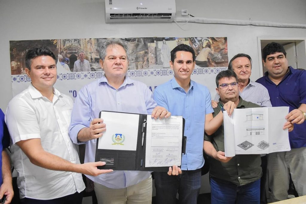 Prefeitura de Quixeramobim celebra implantação de agroindústria láctea em parceria com a CODEVASF