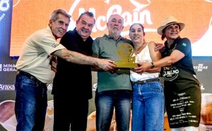 Brasil celebra conquista inédita na ExpoQueijo 2025 com produto mineiro