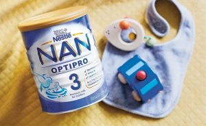 É um avanço inspirado no leite materno, com benefícios clínicos comprovados. Nestlé.