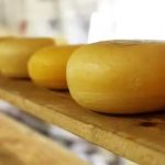 O queijo manteiga permite a compreensão sobre o modo como o Brasil foi formado socialmente, refletindo o sentimento de pertencimento e memória dos sertanejos