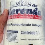 A investigação indica que o produto adulterado era distribuído tanto via o Leite de Todos quanto em contratos paralelos com a Secretaria de Educação e Esportes de Pernambuco.