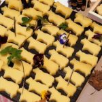 Além do concurso, a programação inclui feira gastronômica, rota turística, degustações, palestras técnicas e shows gratuitos na praça central da cidade.