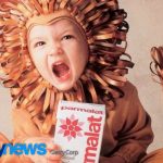 NotMilk mostra os icônicos bichinhos bebês da Parmalat já adultos, visivelmente desconfortáveis, com a barriga inchada e expressões de sofrimento.