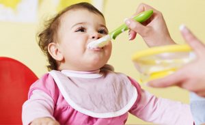 O papel do leite na alimentação complementar infantil
