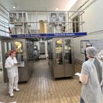 Trevo. “Já investimos R$ 20 milhões em novas linhas de leite fermentado e iogurtes, com aquisição de equipamentos como tanques, bombas sanitárias, posicionadoras de garrafas e envasadoras”.