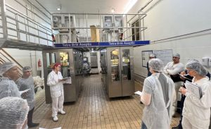 Trevo. “Já investimos R$ 20 milhões em novas linhas de leite fermentado e iogurtes, com aquisição de equipamentos como tanques, bombas sanitárias, posicionadoras de garrafas e envasadoras”.