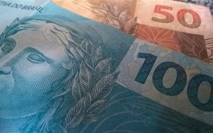 Faturamento de R$ 2,85 bi reforça Capal no agro brasileiro 🌾, com 74,4 milhões de litros de leite comercializados.