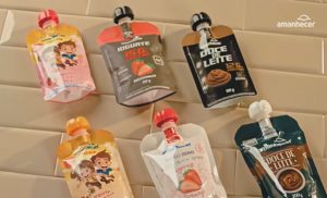 Cooperoeste lança doce de leite Amanhecer em prática embalagem pouch.