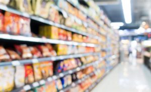 🛍️ A digitalização acelera a customização no varejo, trazendo ganhos diretos para produtos lácteos nas gôndolas. Dados