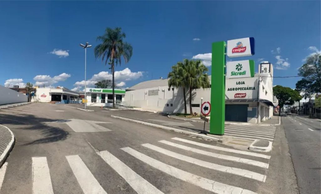 Cooper chega aos 90 anos como referência no leite de São Paulo e aposta em tecnologia e proximidade.