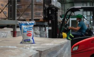 Exportações de lácteos sobem 11%: crescimento econômico com desafios sociais 💰