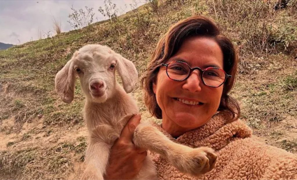 Mônica Alvarenga será jurada e competirá no maior concurso mundial de queijos.