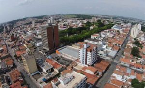 Nestlé investirá R$ 1 bi na primeira fábrica brasileira, em Araras.