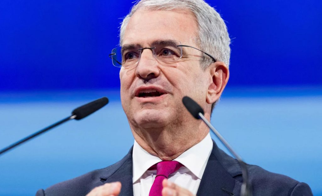 Nestlé- Freixe, que dedicou 39 anos à Nestlé, será substituído por Philipp Navratil