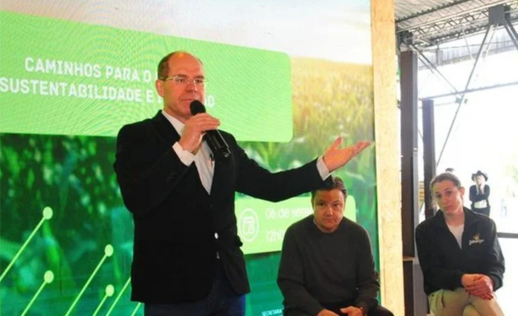 Presidente da Febrac, Marcos Tang foi um dos painelistas sobre o tema | Foto: Fabiano do Amaral. Leite