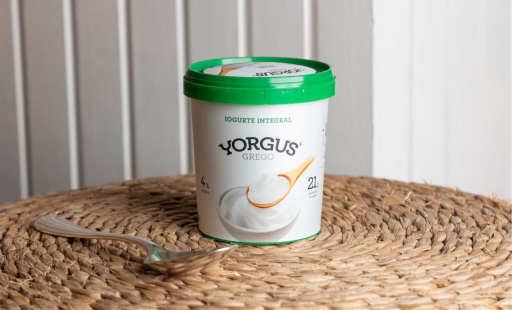 🥛 Iogurte grego foi avaliado em teste às cegas; Yorgus conquistou o primeiro lugar pelo sabor e textura.
