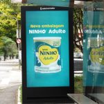 Rótulos inteligentes: o passo da Nestlé rumo à inclusão 1 Nestlé lança app que lê rótulos de 1,2 mil produtos para 17 milhões.
