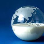 🥛 Segundo StoneX: lácteos em 2026 terão produção alta e margens apertadas 2 2026 inicia com cenário desafiador para o leite no Brasil e no mundo. Stonex