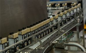 Danone vai expandir sua produção de lácteos proteicos em Minas Gerais em 2026.