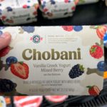 🧪 “Natural” ou não? Polêmica sobre químicos plásticos abala gigante dos iogurtes 1 ⚖️ Tradição em xeque: Chobani é acusada por enganar consumidores com promessa de naturalidade