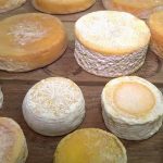 No Sul de Minas, cada queijo autoral carrega a história, o talento e o sabor de quem transforma leite em arte.