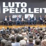 Crise do leite: SC reage com comissão, medidas e pressão política 🥛🔥 2 💥 Produtores lotam a Alesc e exigem reação imediata diante da crise do leite que já reduziu a produção catarinense em mais de 10%.