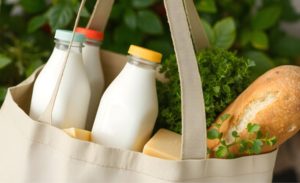 🥛 Com oferta robusta, setor discute ações integradas para ampliar o consumo de leite e reduzir pressão sobre estoques e preços.