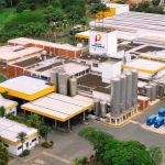 Fábrica muda São Jorge D’Oeste: R$ 612 mi e whey brasileiro em alta 🏭 2 Uma nova fábrica da Piracanjuba revoluciona o interior do Paraná, gera 250 empregos e inaugura produção integrada de mussarela, whey e lactose. 🧀