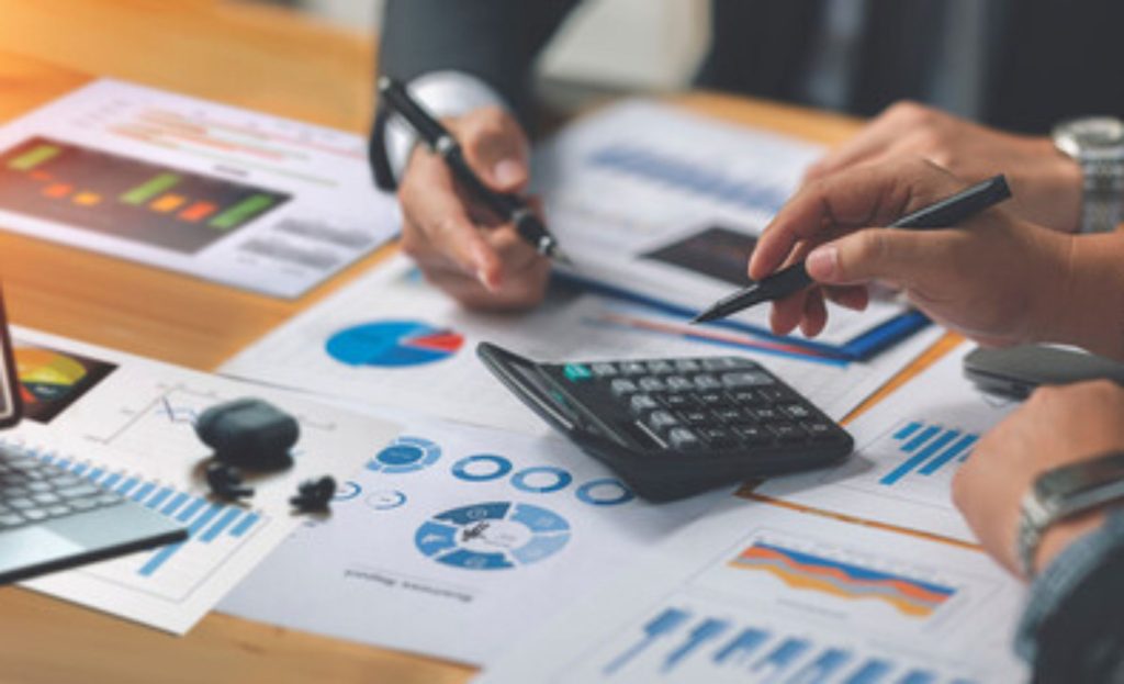 🐄 O fundo de apoio ao leite deve garantir subsídios, infraestrutura e avanços tecnológicos, posicionando o Paraná como referência nacional no setor.