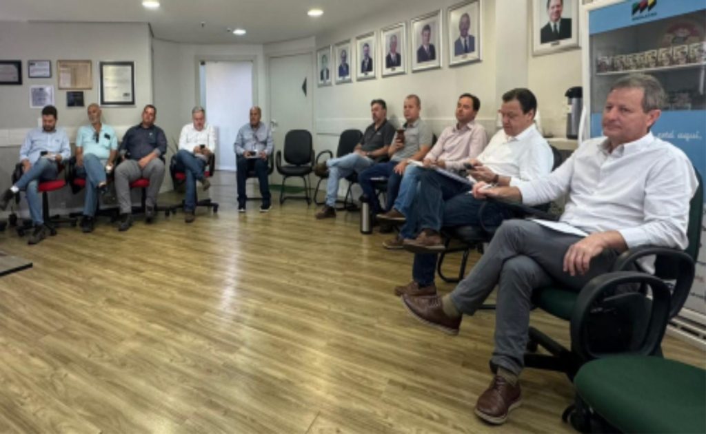 🌎 O novo preço do leite no RS acompanha um cenário internacional de margens apertadas e produção em alta. Conseleite