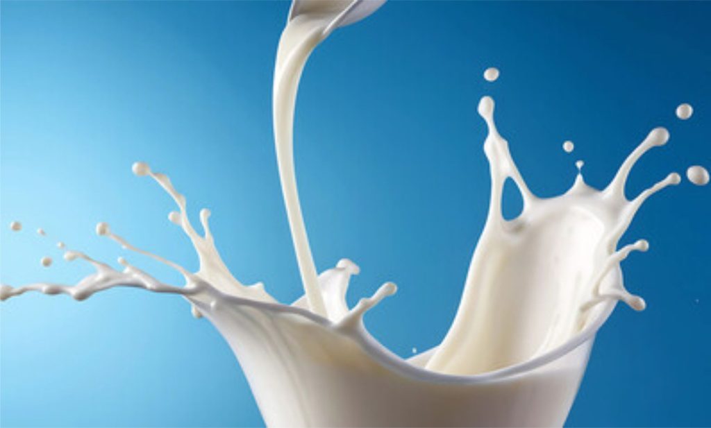 A agroindústria interrompeu três meses de queda e ‘zerou’ perdas do trimestre, impulsionada pelo forte avanço dos alimentos e dos lácteos. 📈