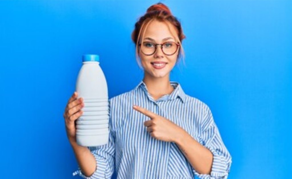 🥛 Entenda como o leite impacta a saúde feminina e por que ele continua essencial na rotina — do metabolismo aos ossos.