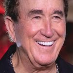 Laticínios do cantor Amado Batista entra no ramo para competir com gigante da Nestlé