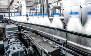 Leite importado projeto quer proibir reconstituição em todo o Brasil