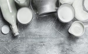 Oferta de leite dispara e supera demanda global, alerta analista