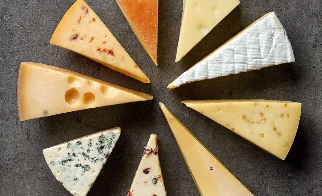 Quem tem intolerância à lactose pode aproveitar alguns laticínios, graças às opções fermentadas e aos produtos sem lactose.