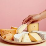 Queijo e creme de leite gordurosos desafiam mitos da nutrição 🧠