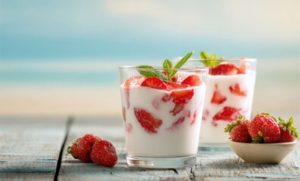 🥄 Nem todo iogurte faz bem: açúcar, proteína e gordura definem o iogurte saudável ideal para o dia a dia.